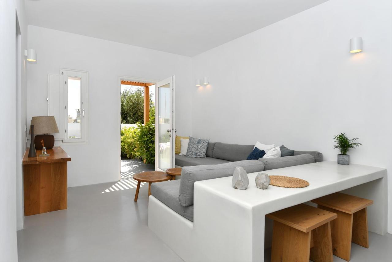 Thiro Santorini Villa Фира Екстериор снимка